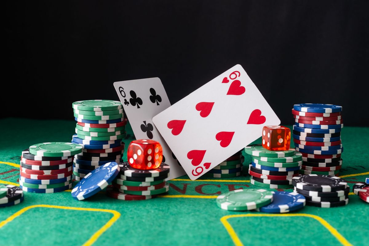PlayNow کیسینو میں پوکر گیمز